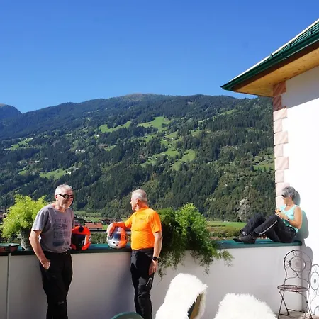 Otel Gallahaus Zell am Ziller
