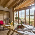 Ξενοδοχείο Gallahaus 2*
