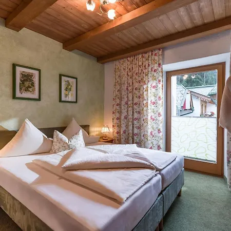 Gallahaus Отель Цель-ам-Циллер