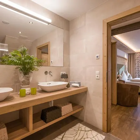 Отель Gallahaus 2*