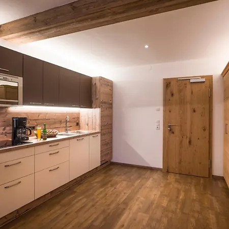 Gallahaus Отель Цель-ам-Циллер