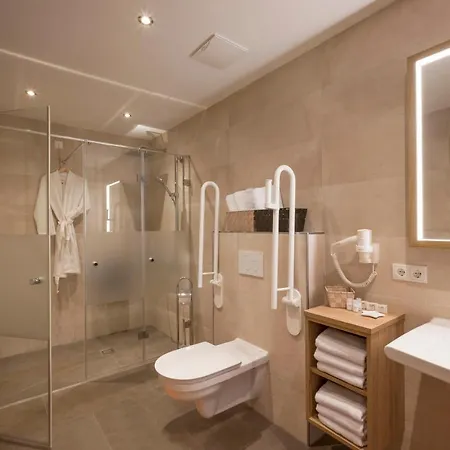 Отель Gallahaus 2*