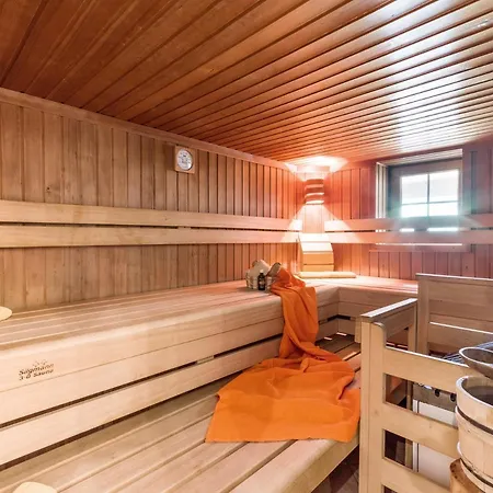 Gallahaus Hotel 2*